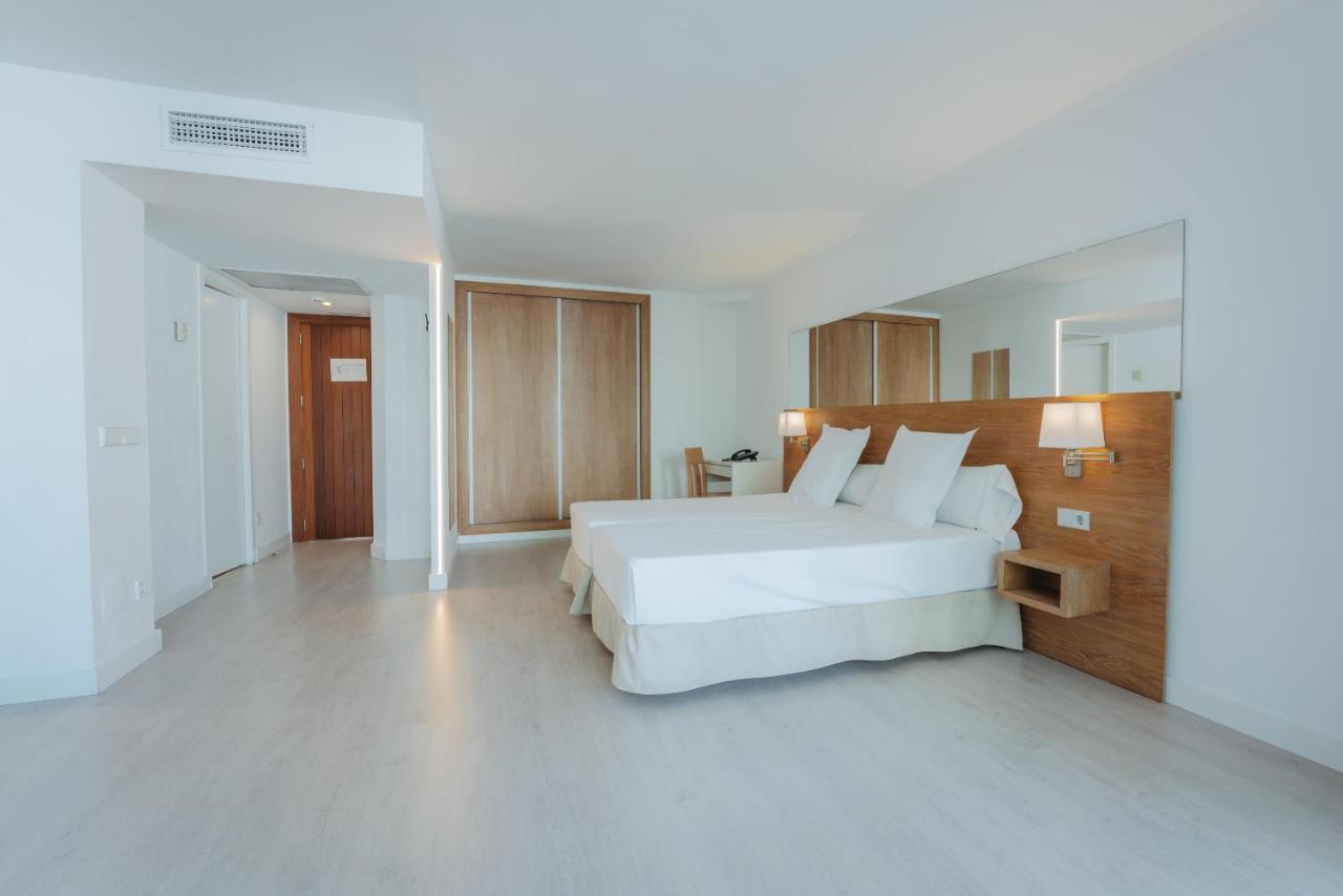 Aparthotel Ses Fotges Playa de Muro  Esterno foto