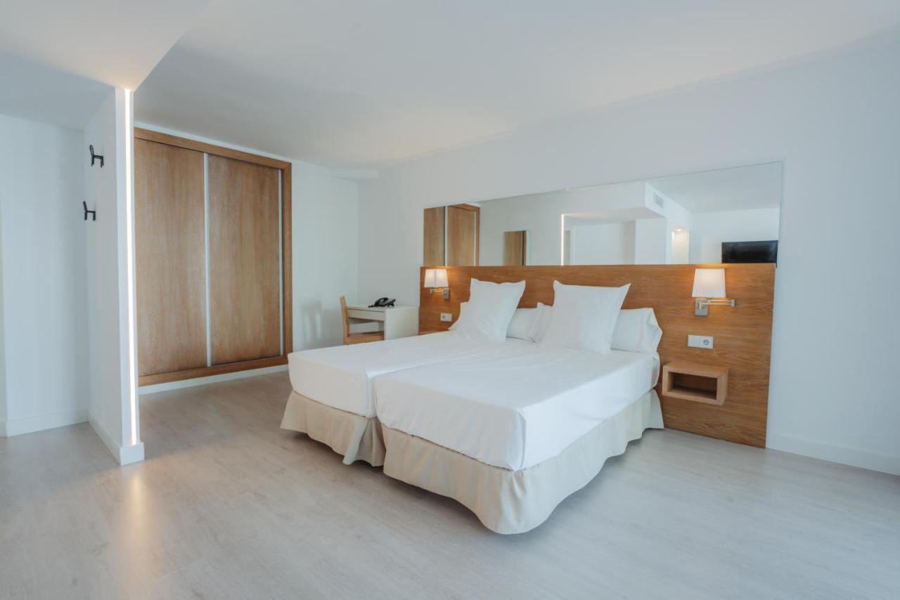 Aparthotel Ses Fotges Playa de Muro  Esterno foto