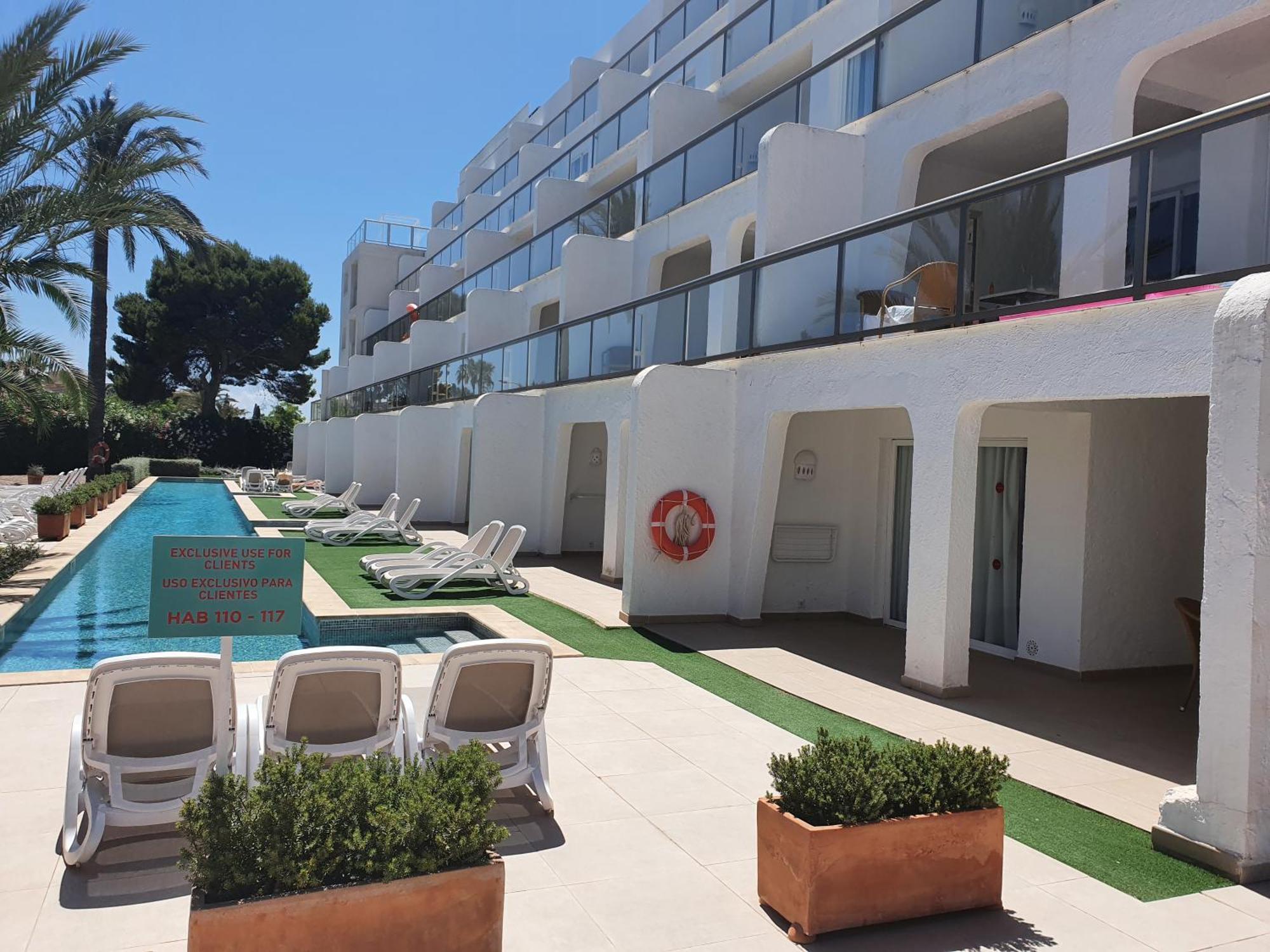 Aparthotel Ses Fotges Playa de Muro  Esterno foto