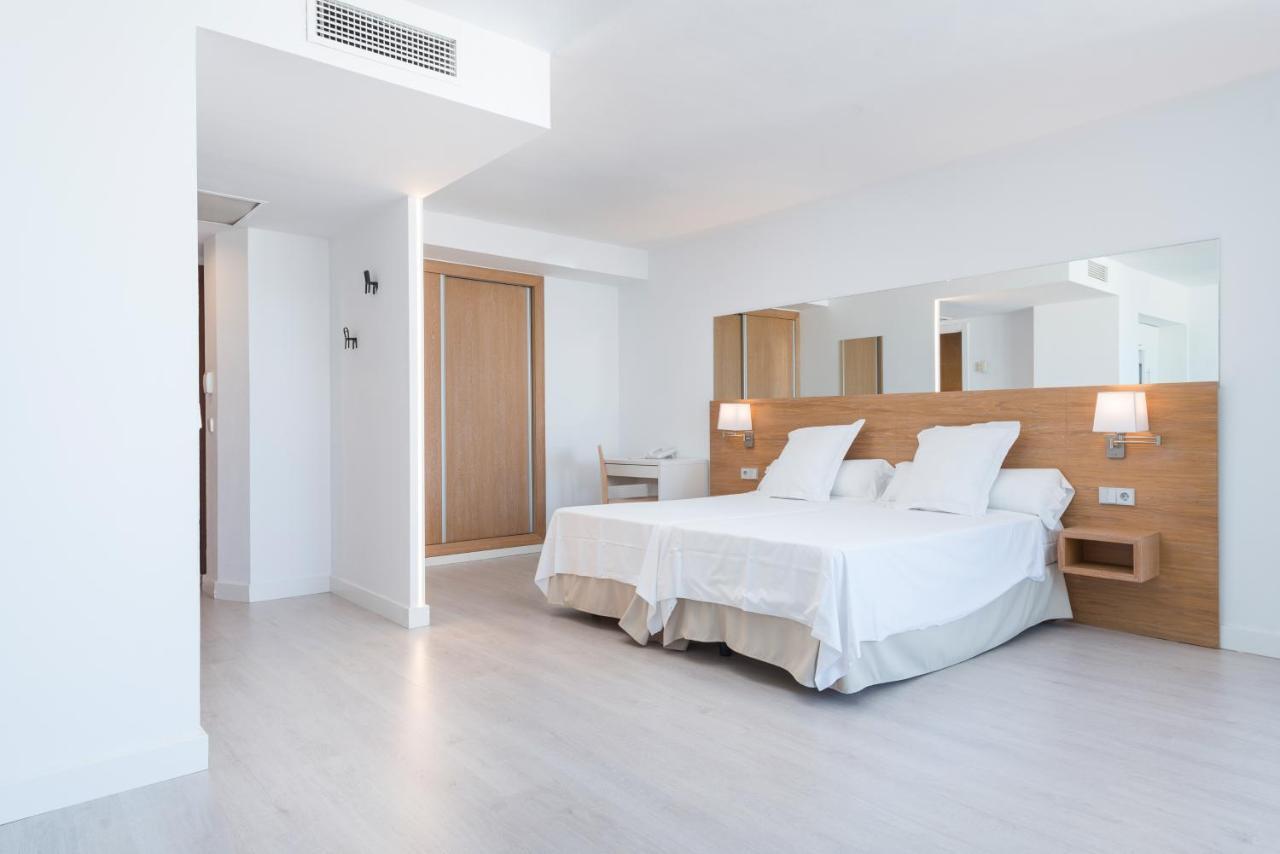 Aparthotel Ses Fotges Playa de Muro  Esterno foto